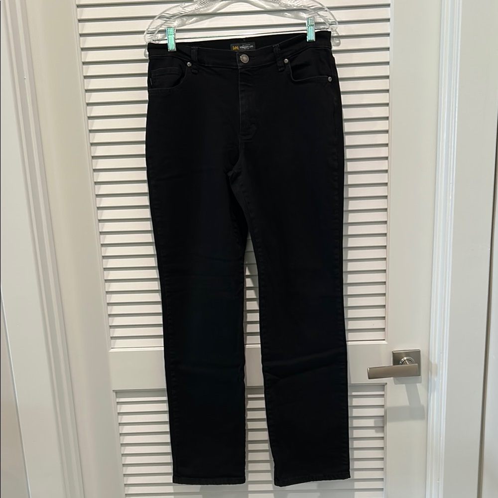Black Straight Leg Jeans Relaxed Fit.